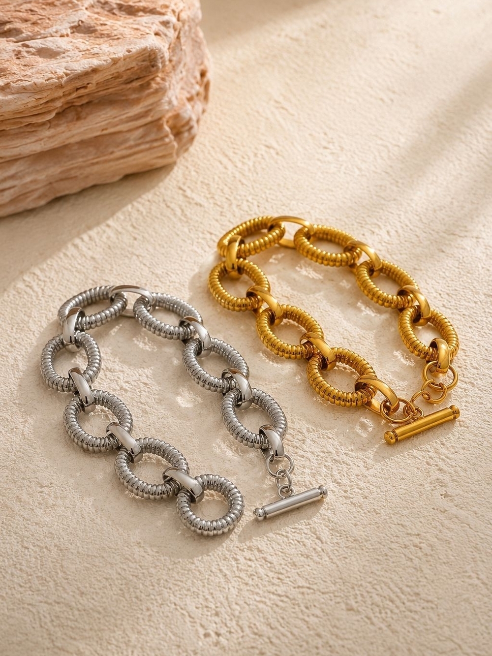 Silver Textured Ring-Link Bracelet - Picture 5 of 11